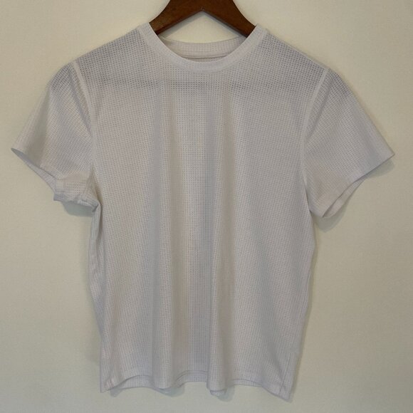 Outdoor Voices Women's ThinkFast Mesh Shortsleeve, Size M, Used - Good Condition - Picture 1 of 5